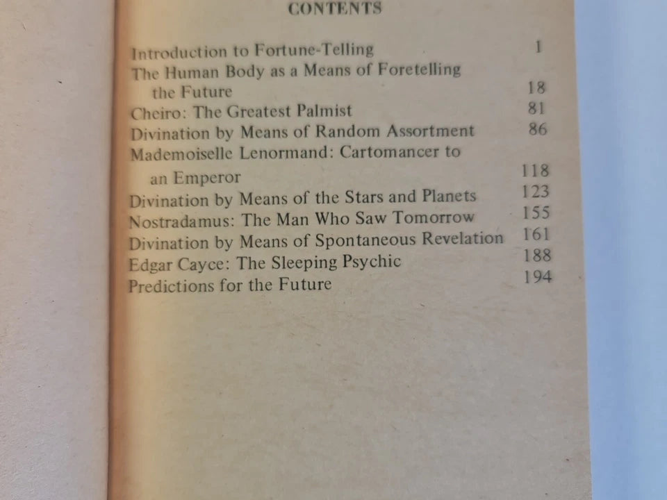 Your Practical Guide to Fortune-Telling by Rob Davies (1974)