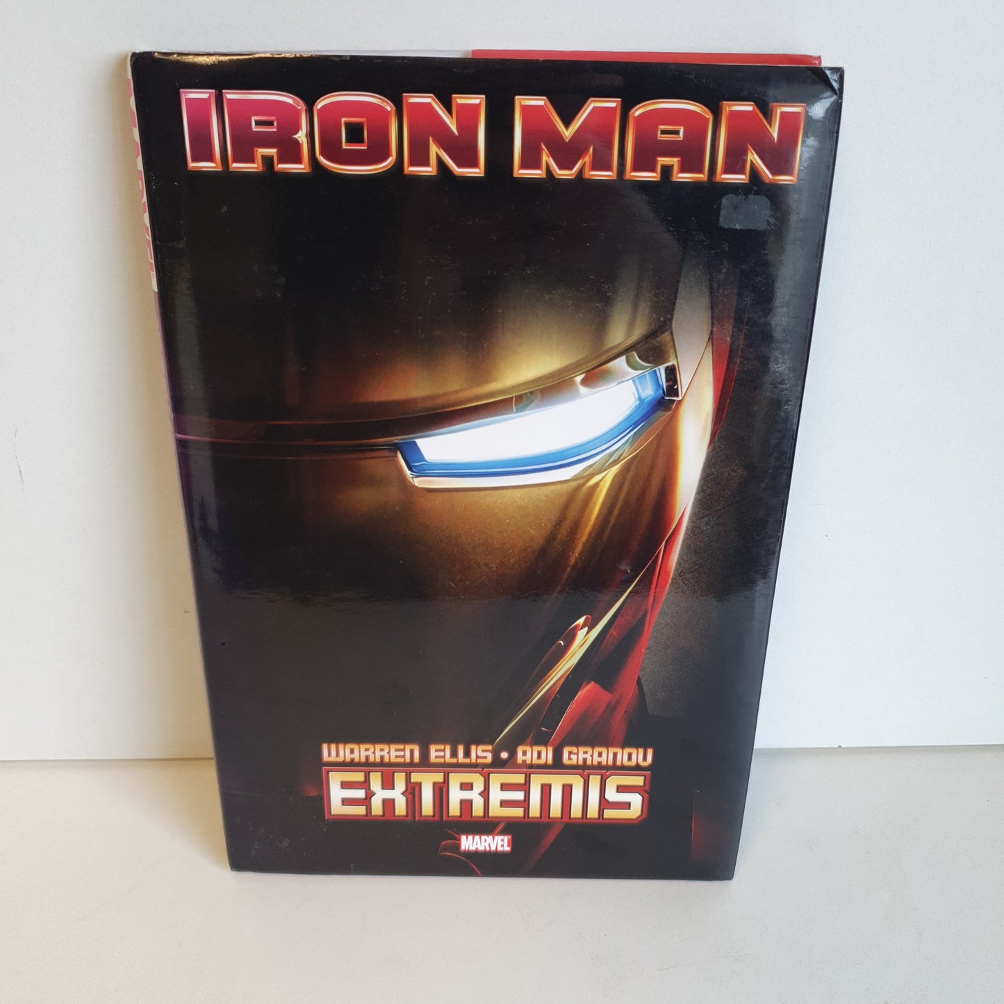 Iron Man Extremis by Warren Ellis & Adi Granov (2010)